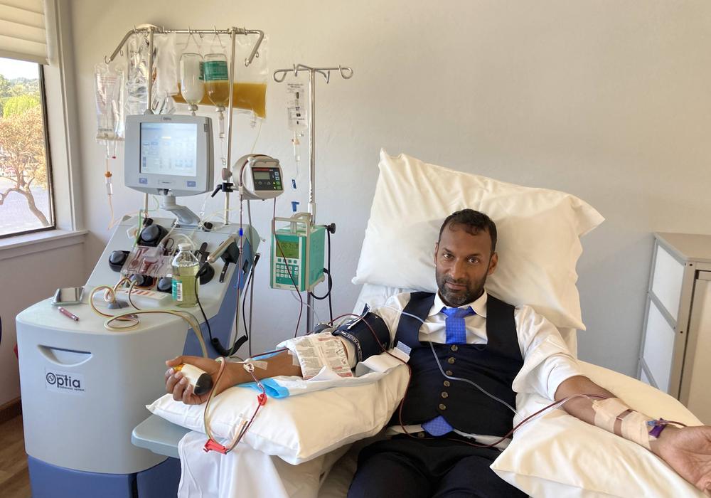 Dr. Sanjeev Goel undergoing a plasma exchange treatment